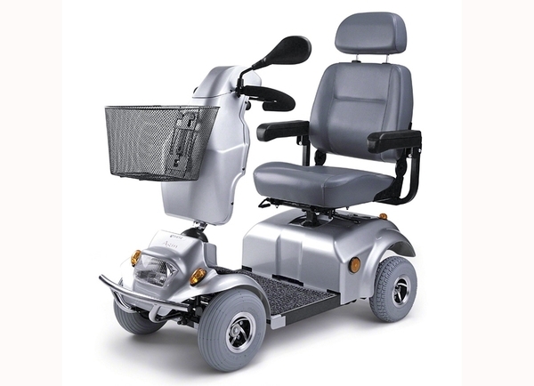 Акумулаторна инвалидна количка тип 'скутер' марка Dietz, модел Agin