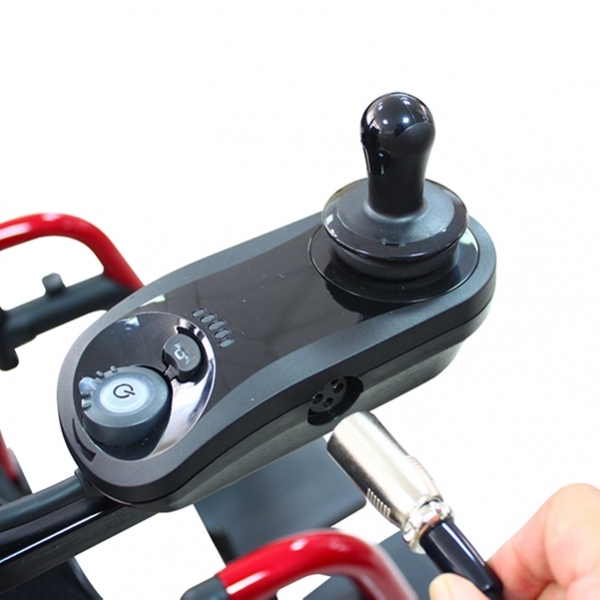 Акумулаторна инвалидна количка с джойстик 6100